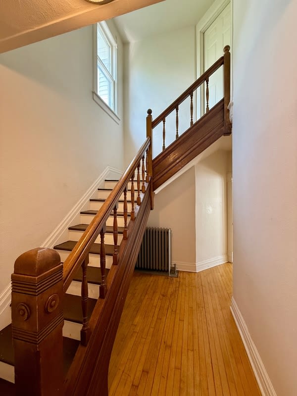238 Scott Avenue – photo 4
