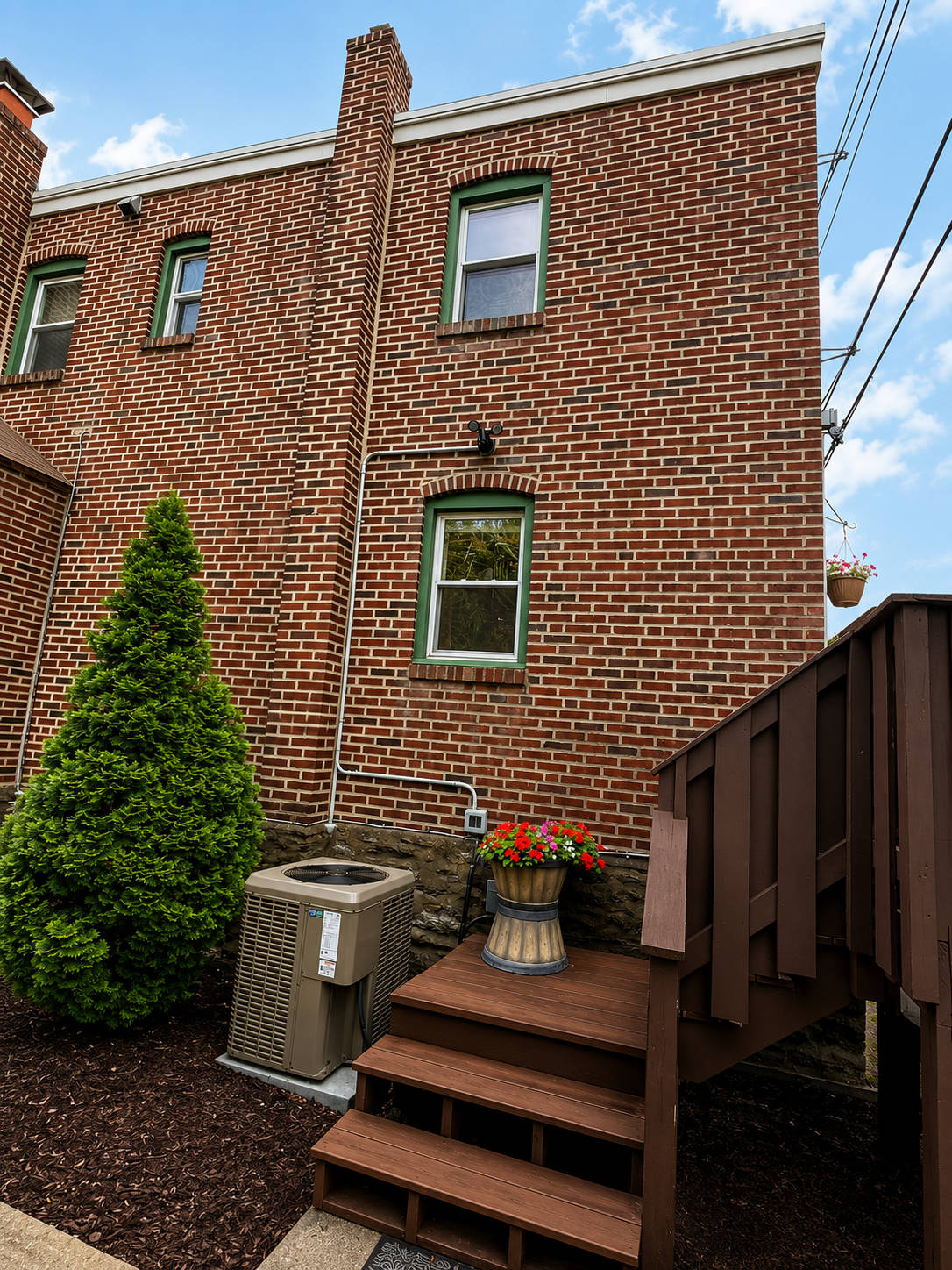 256 Childs Ave – photo 4