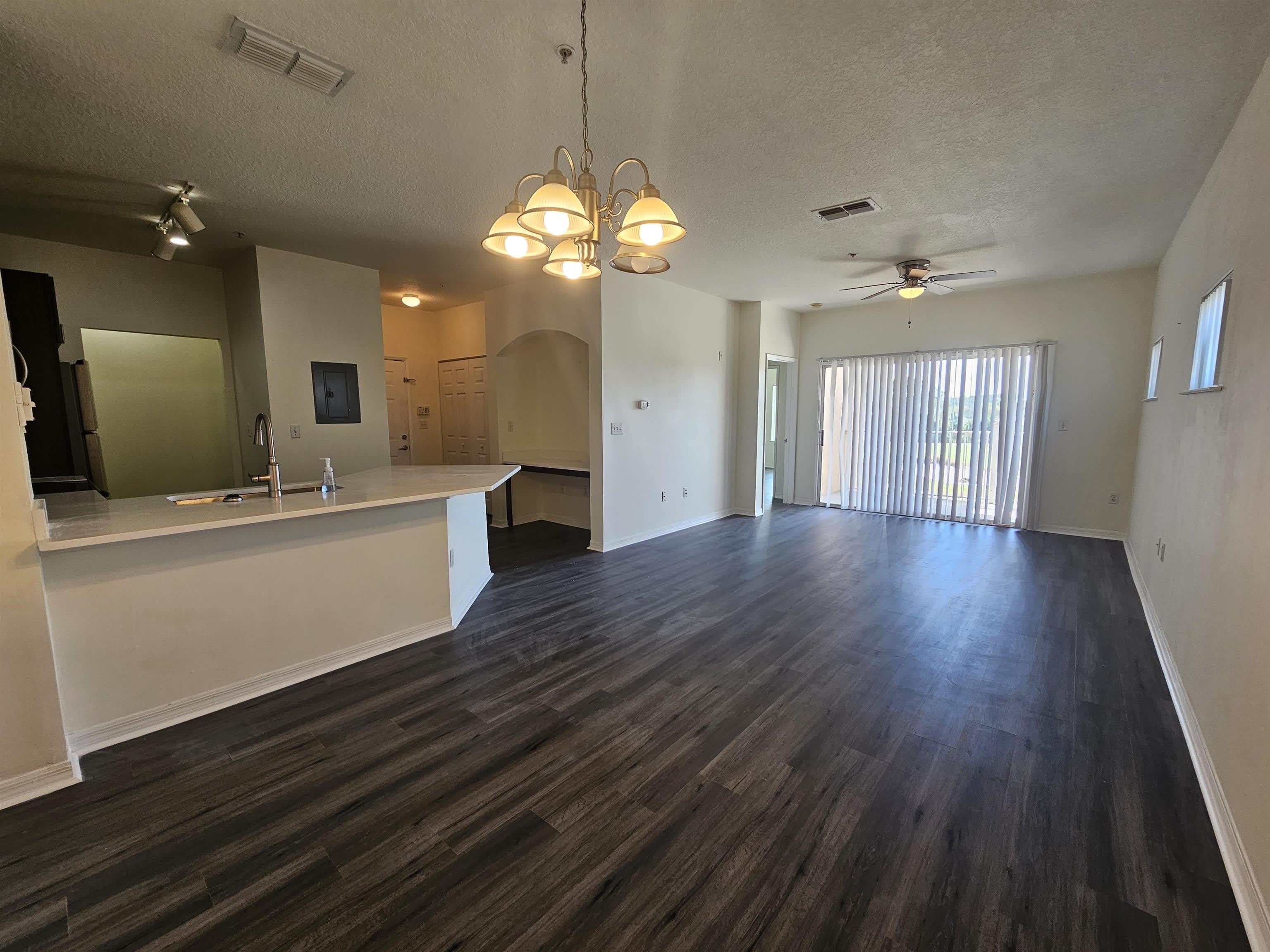 560 Florida Club Blvd #312 – photo 1