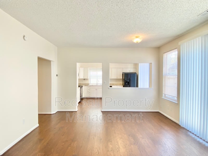 129 Watson Dr – photo 5