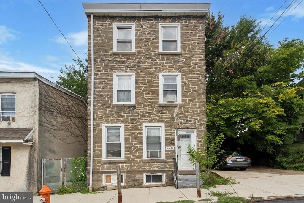 448 KRAMS AVENUE – photo 2