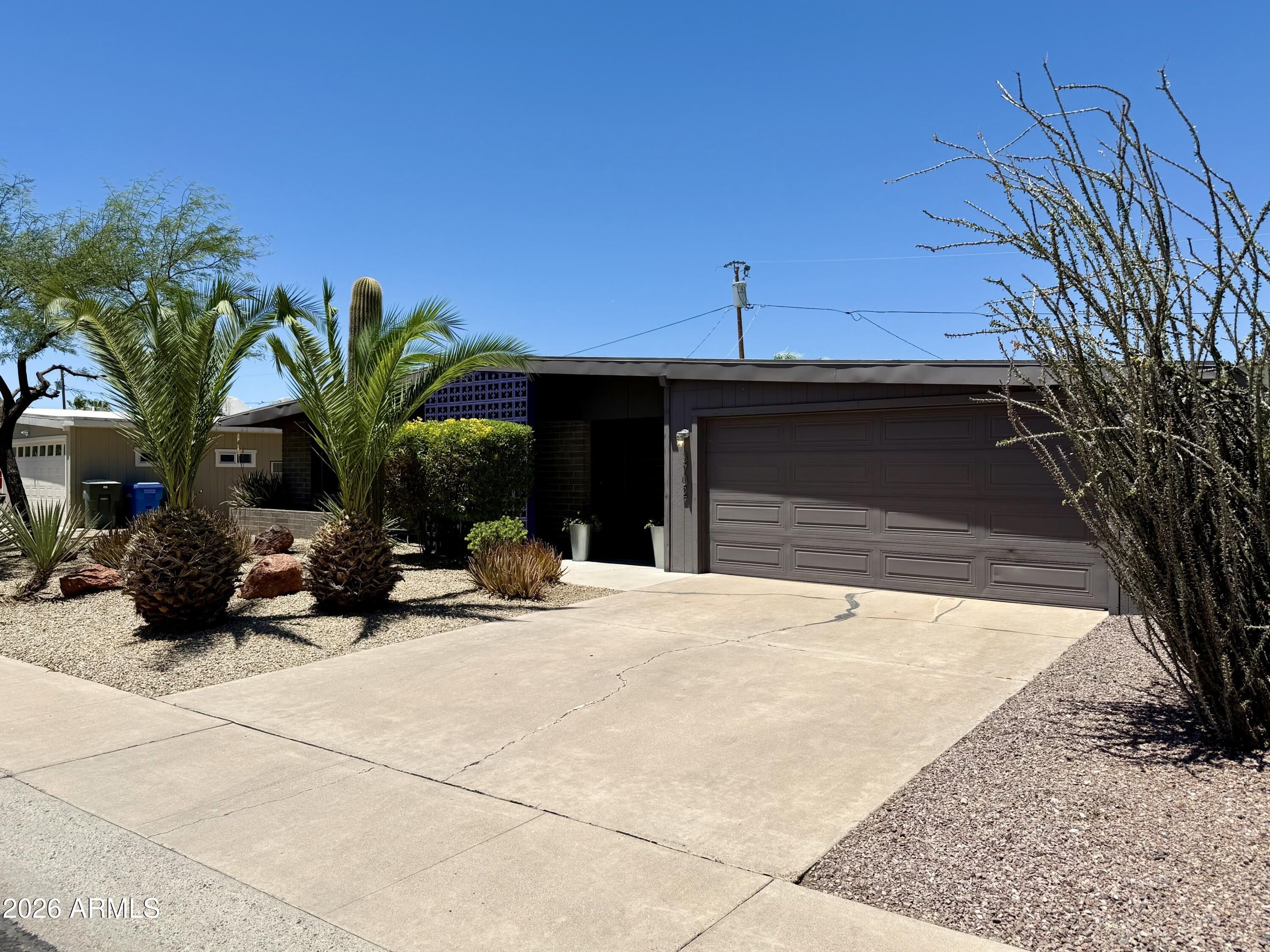 3702 E Paradise Drive – photo 3