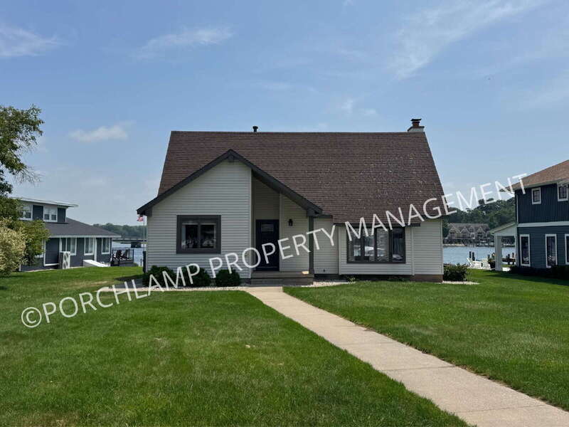 15770 Connelly Avenue – photo 1