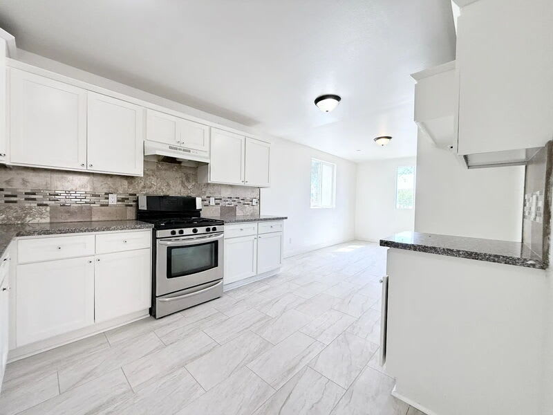 1440 East 42Nd Street – photo 3