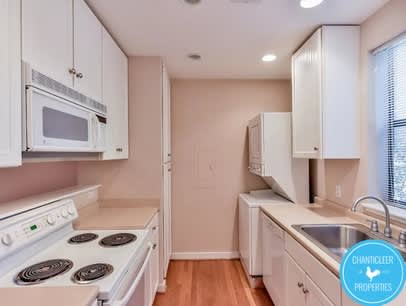 130 East Longview Street – photo 3
