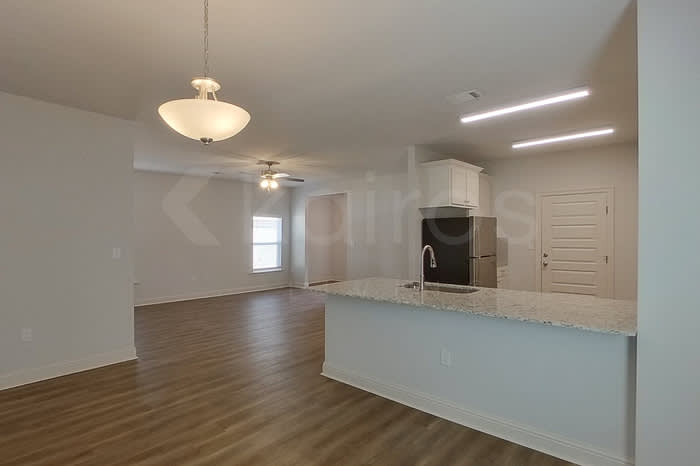 17617 Carlisle Avenue – photo 4