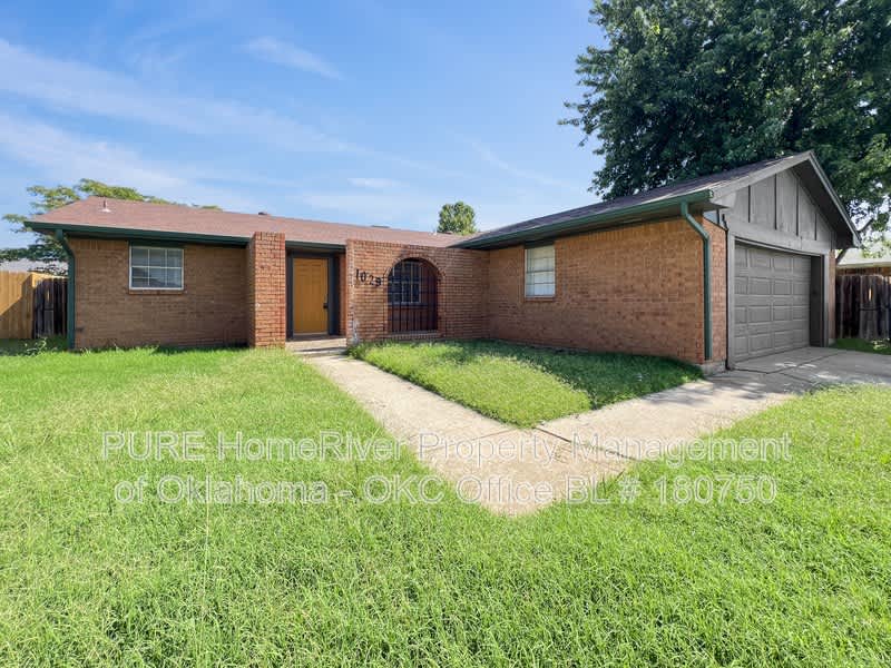 1029 Cambridge Dr – photo 1