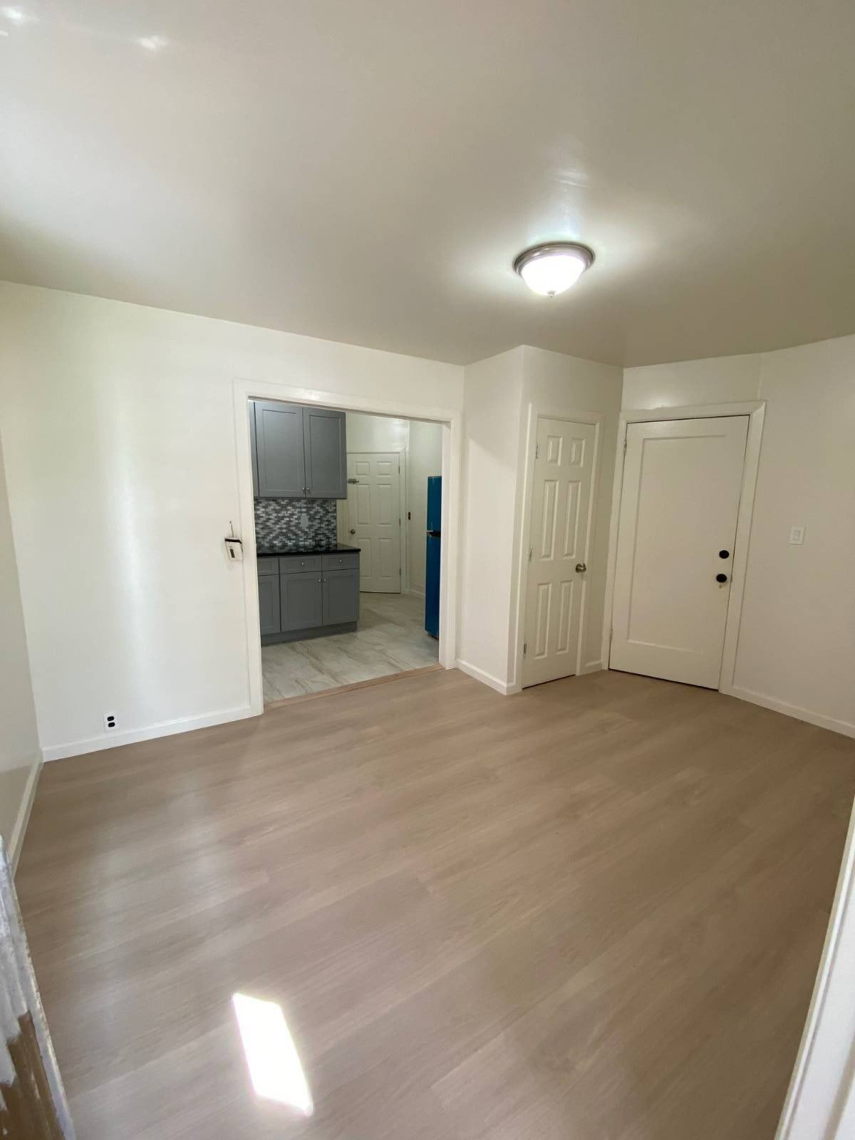 2222 Newbold Ave – photo 5
