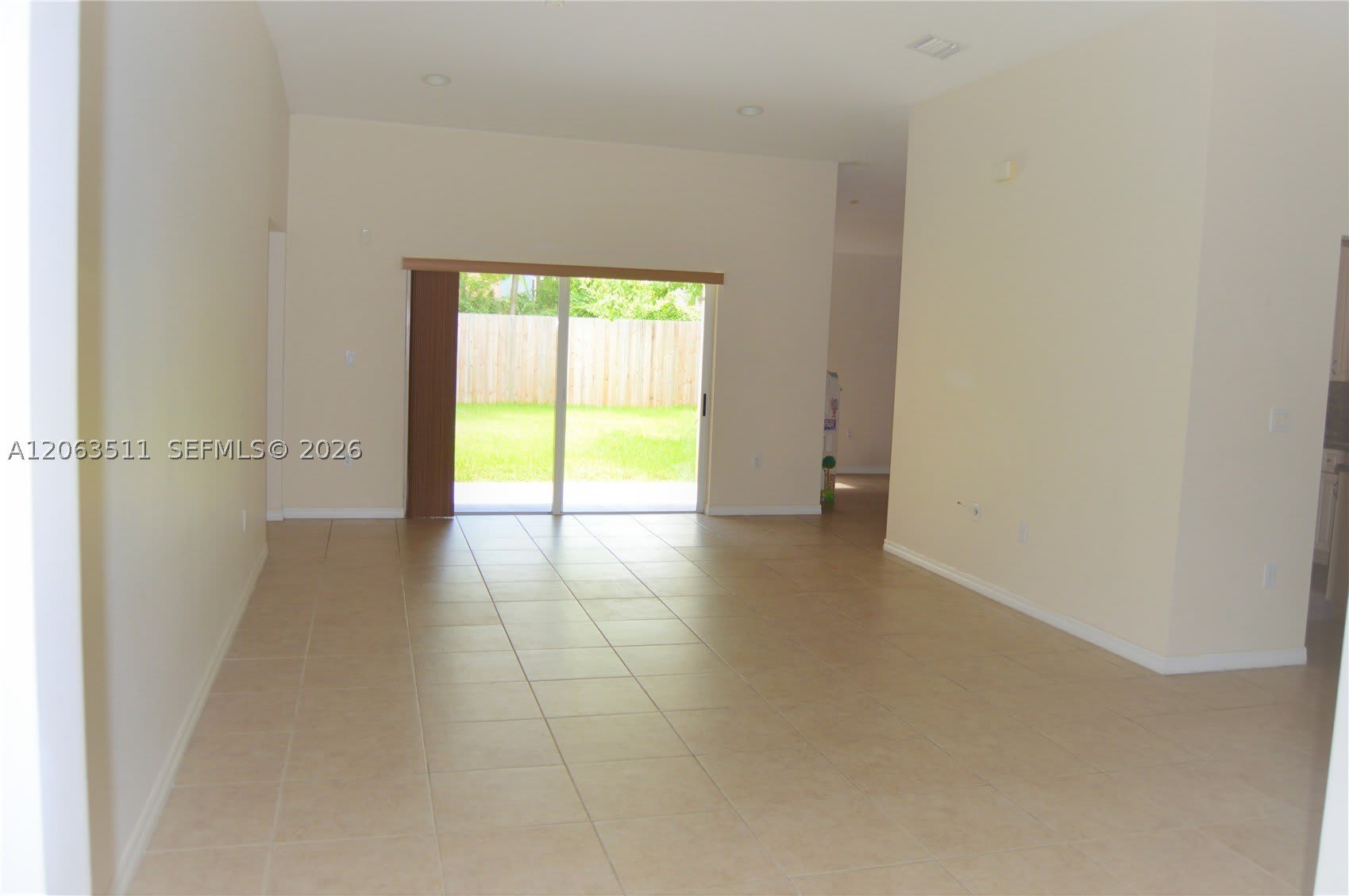 1855 NE 36th ave – photo 2