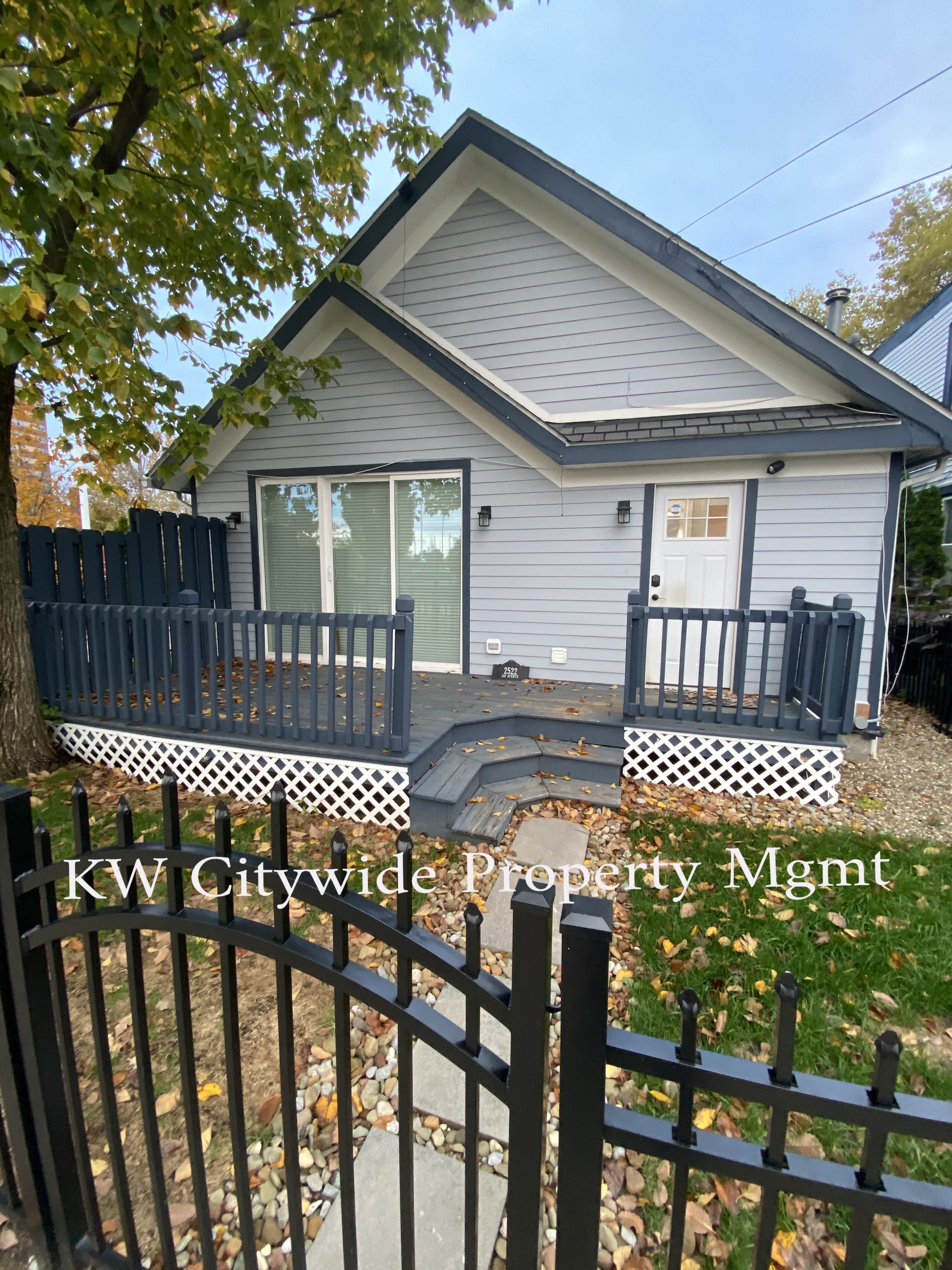 2522 Jay Ave – photo 2