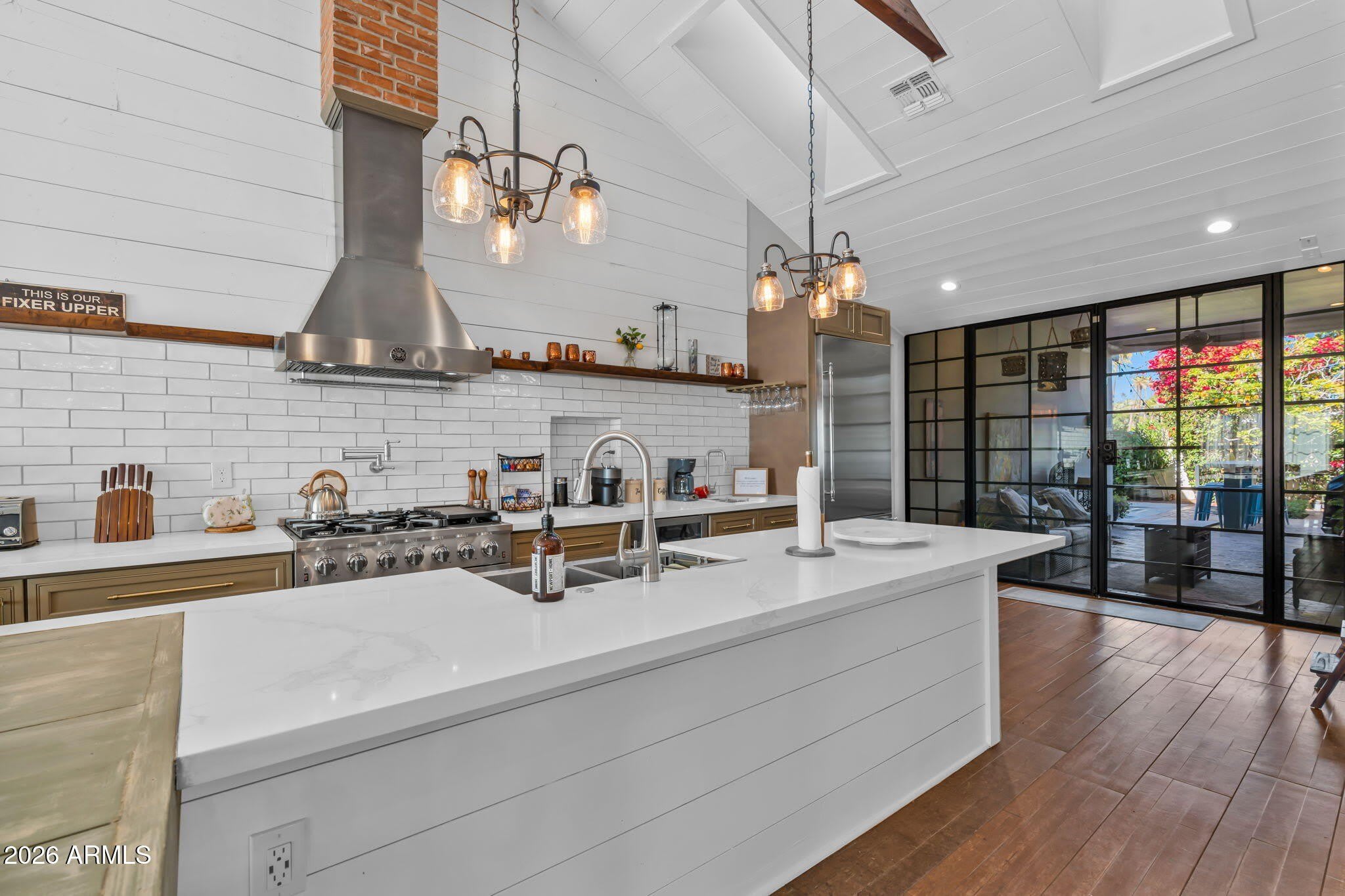 4402 E TURNEY Avenue – photo 4