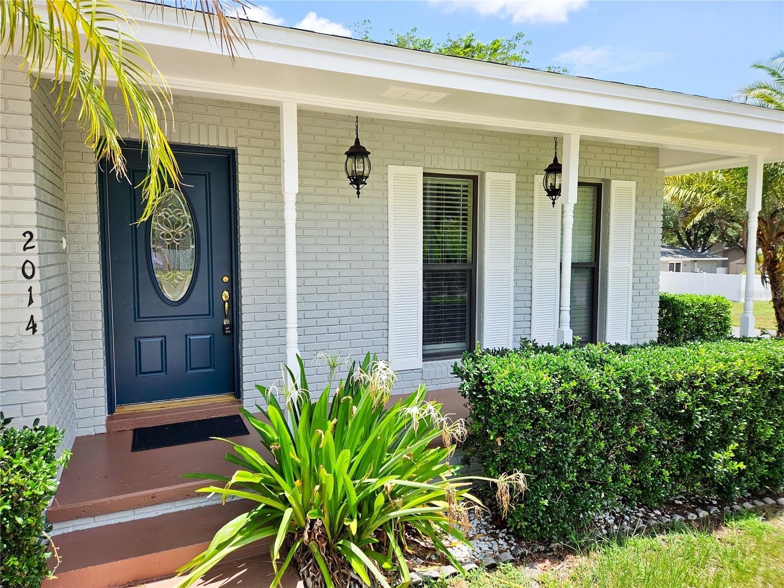 2014 CHARNES Drive – photo 2