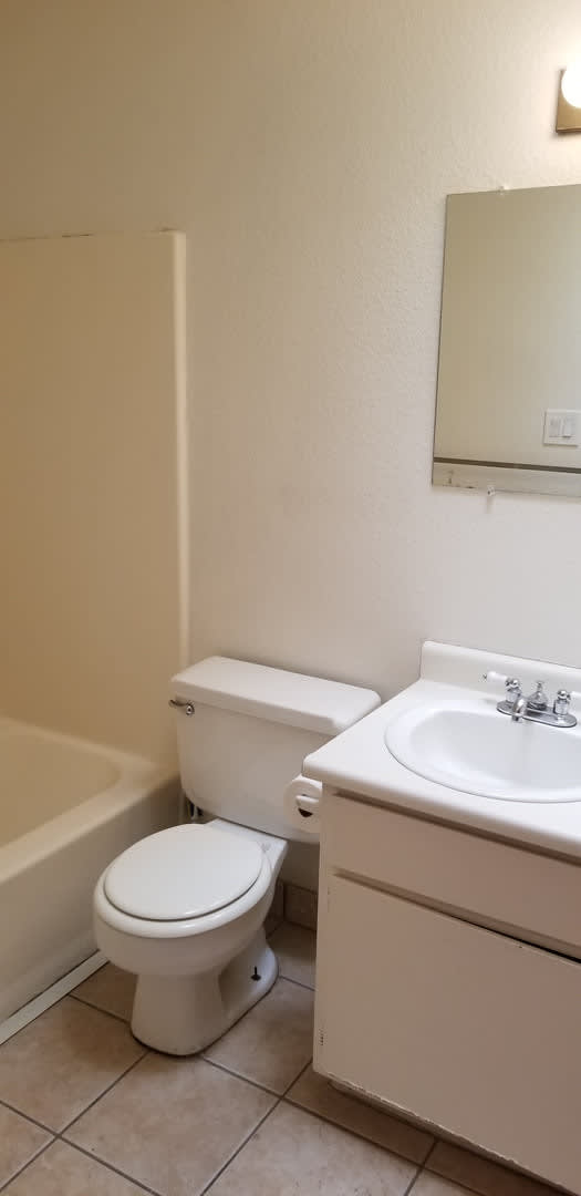2Bdrm 2BA 2CG 1,151 Sqft – photo 4