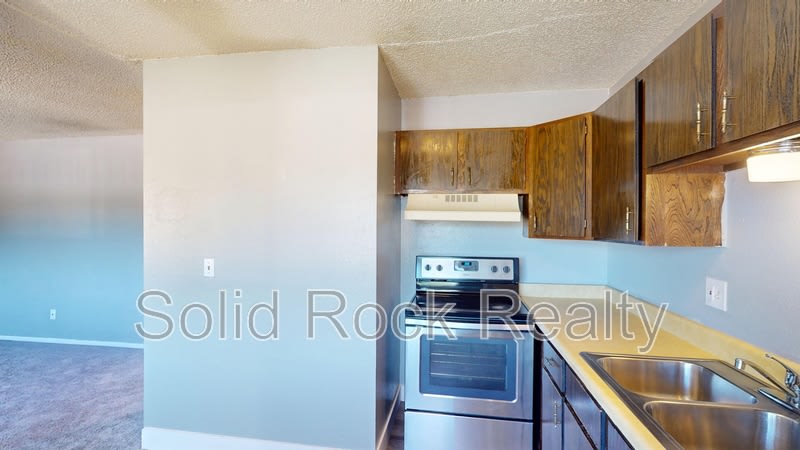 325 Bonnie Court – photo 4