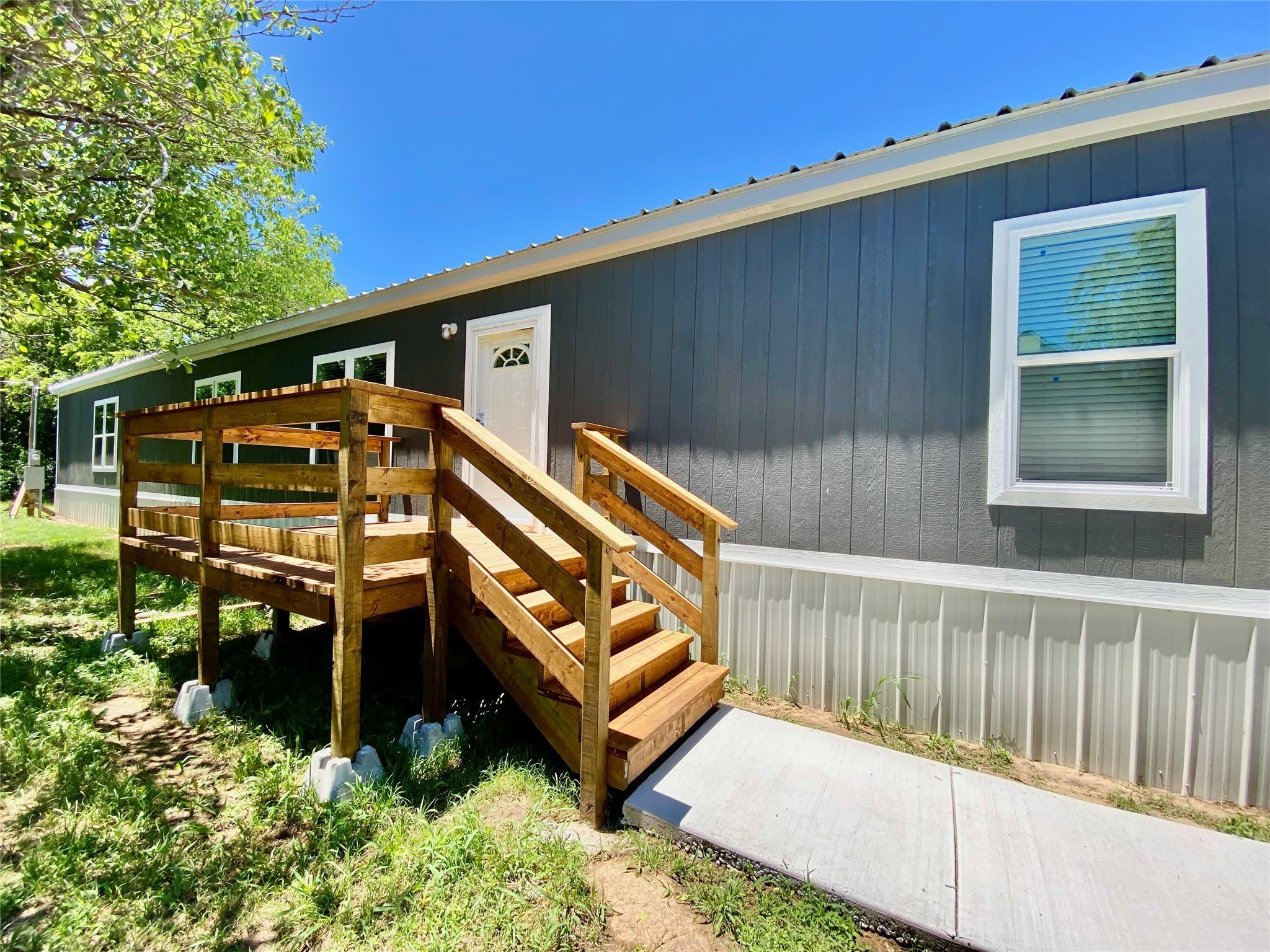 903 Sw 24Th Street – photo 3