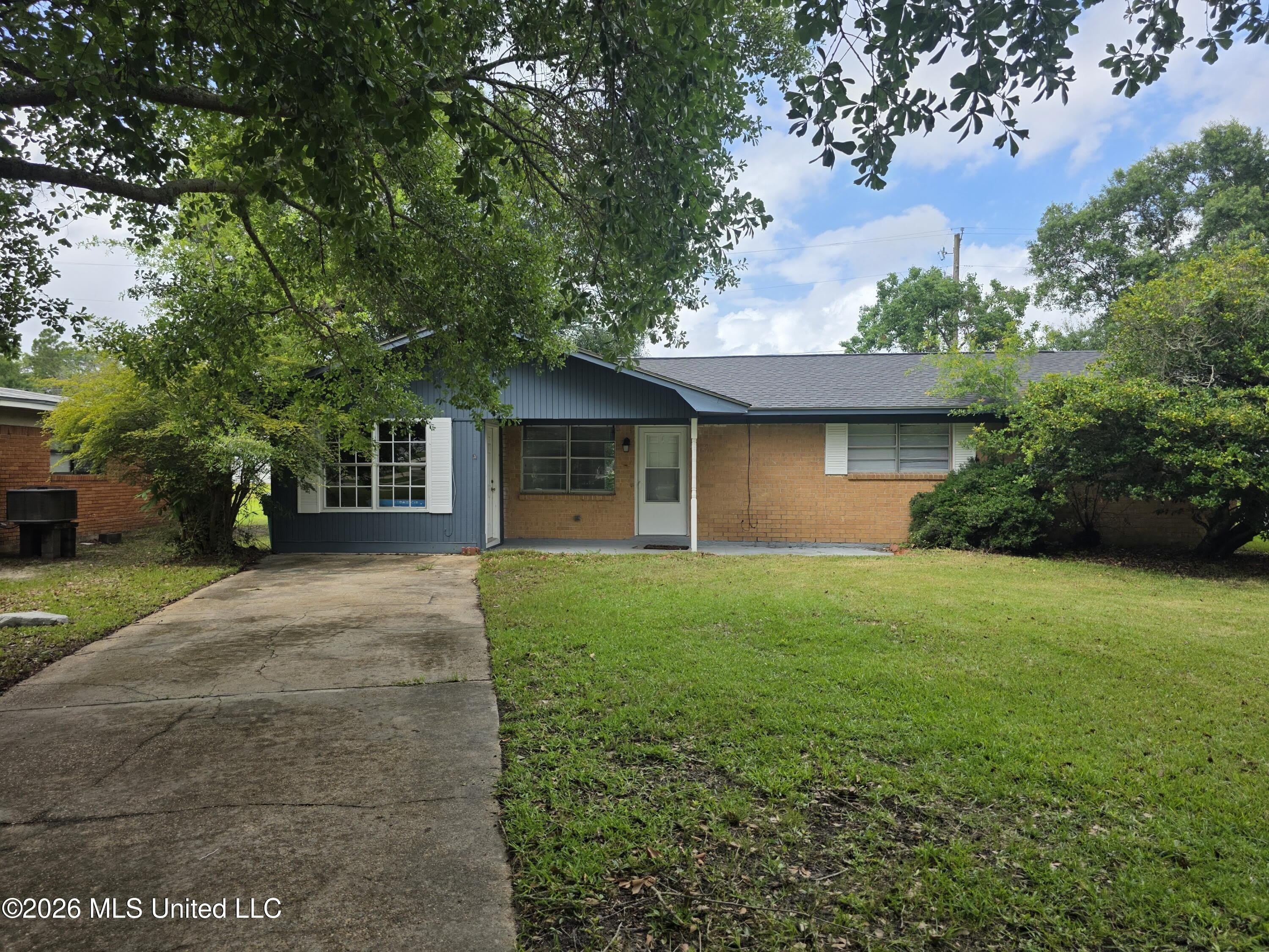 905 Spanish Acres Drive – photo 1