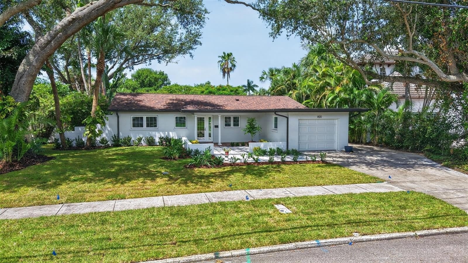 800 CORDOVA Boulevard NE – photo 1
