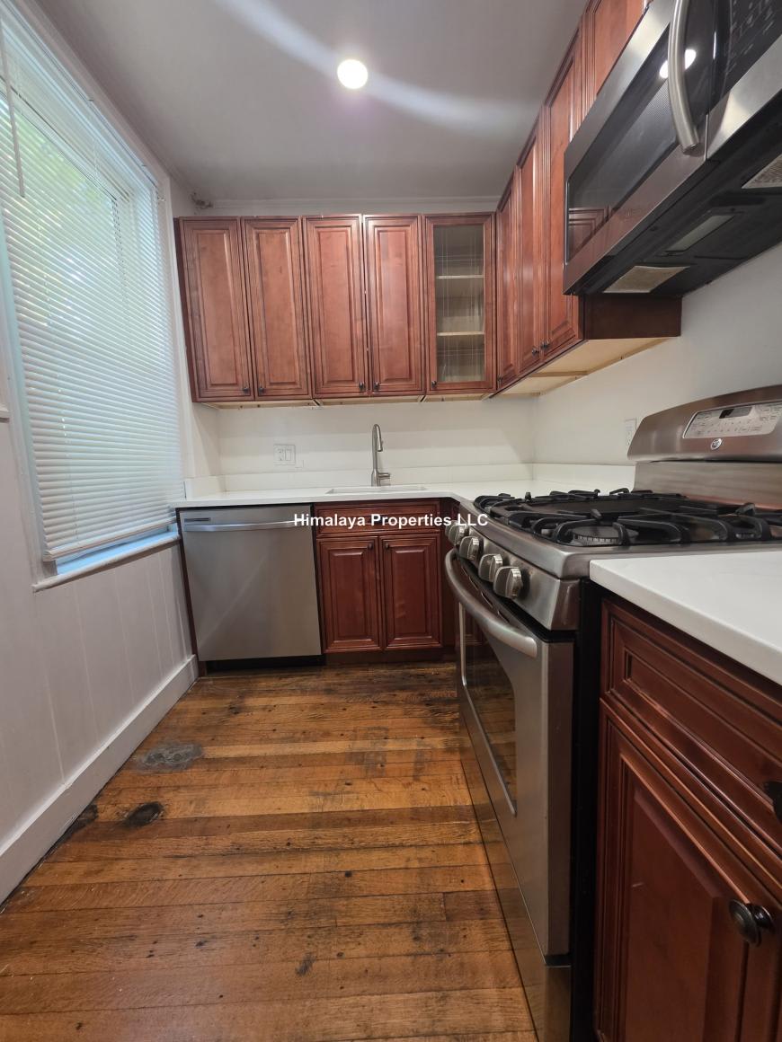 26 Mayfield St – photo 3