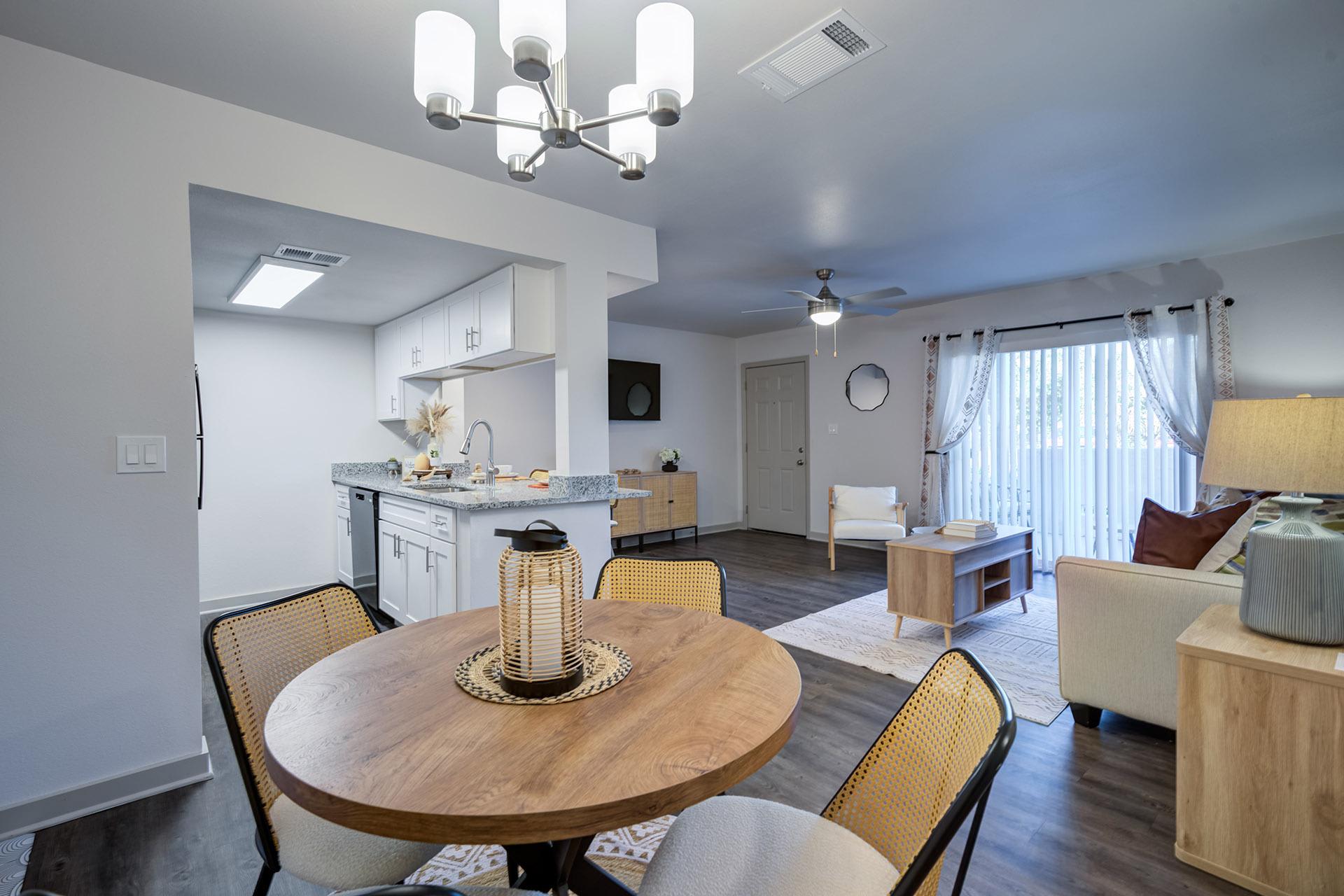L Estancia Apartment Homes – photo 4