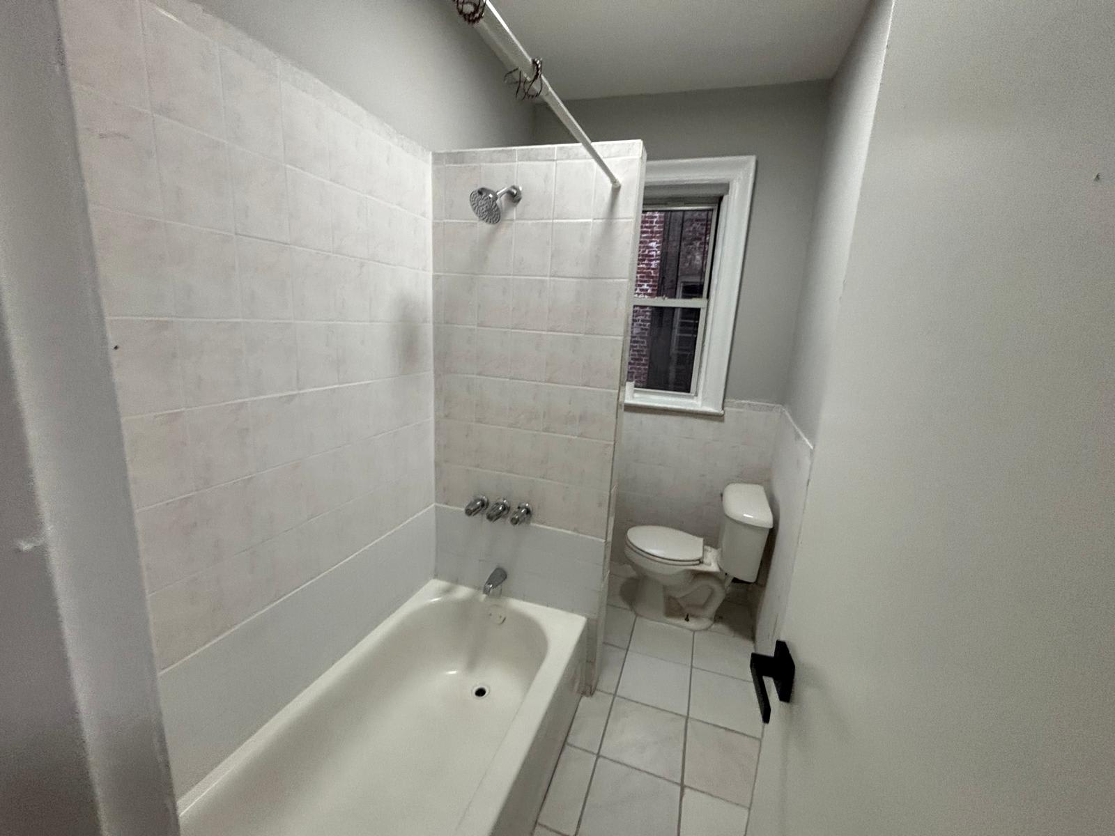 242 Claremont Ave – photo 4