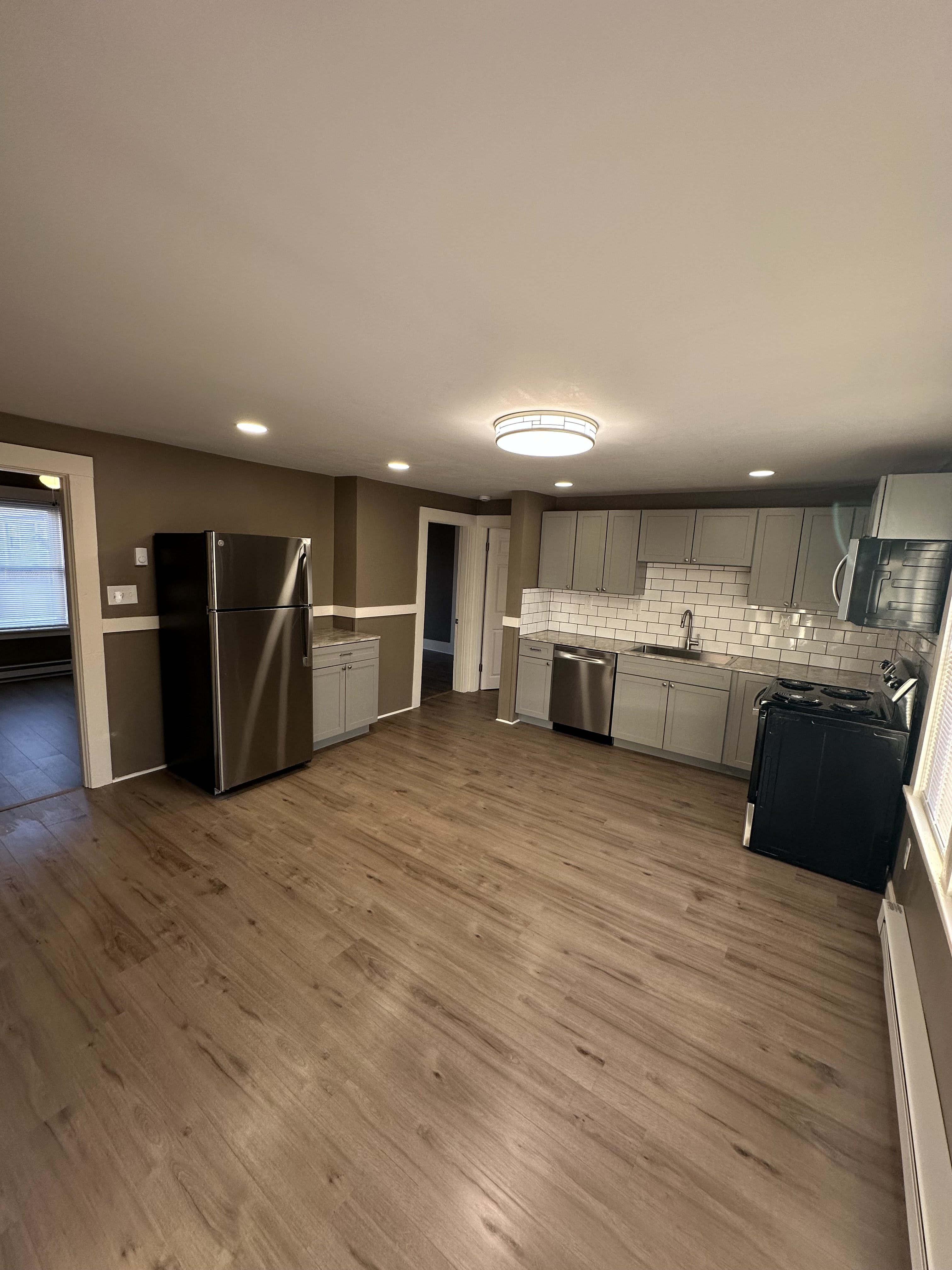 10-16 Stewart Street – photo 1