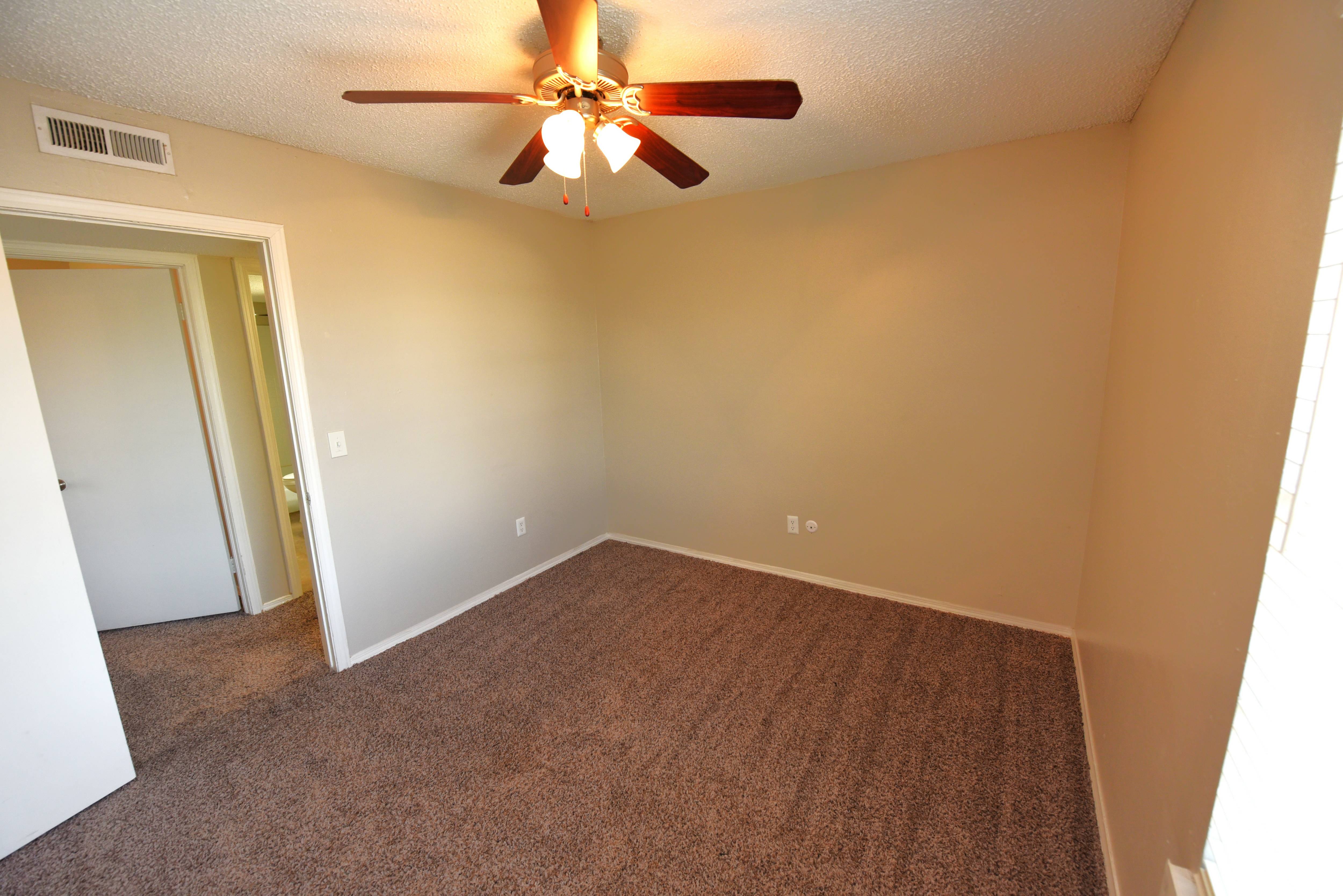 3 Bed 1 Bath Home In Mwc Country Estates Subdivision – photo 3