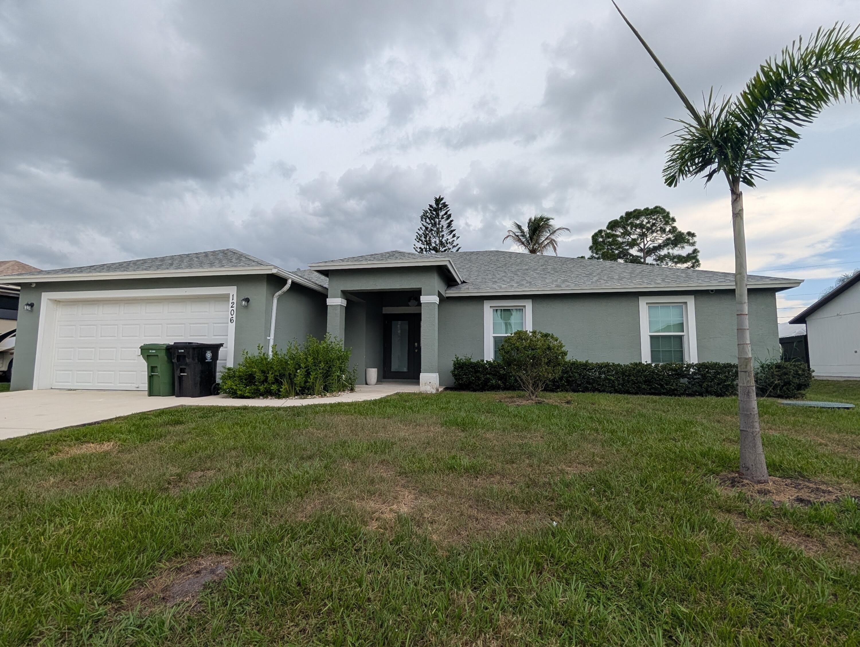1206 SW ASTURIA Avenue – photo 1