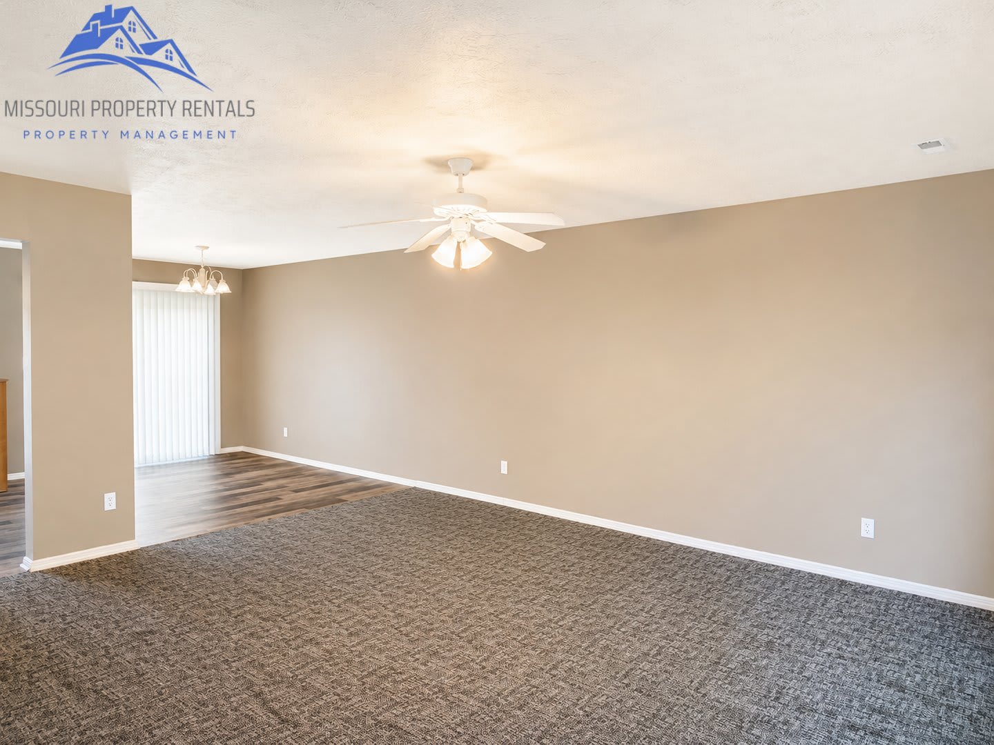 Merriam Woods- 3 Bed 2 Bath – photo 2