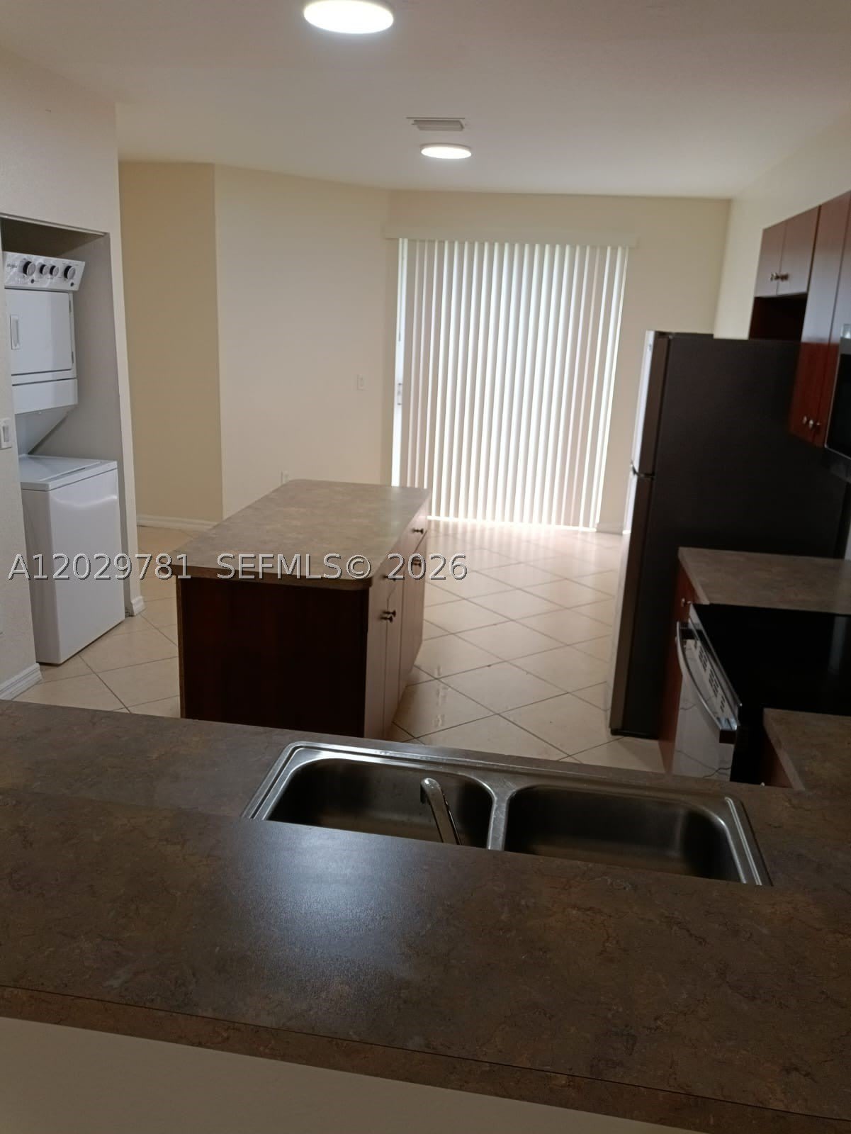 1936 Alamanda Way – photo 1