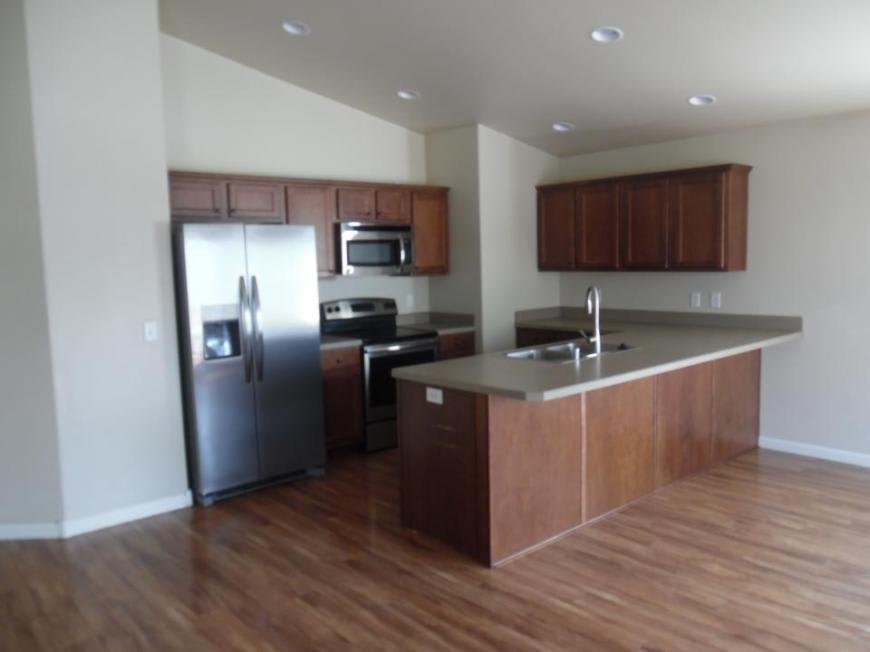 1249 Benjamin Blvd – photo 2