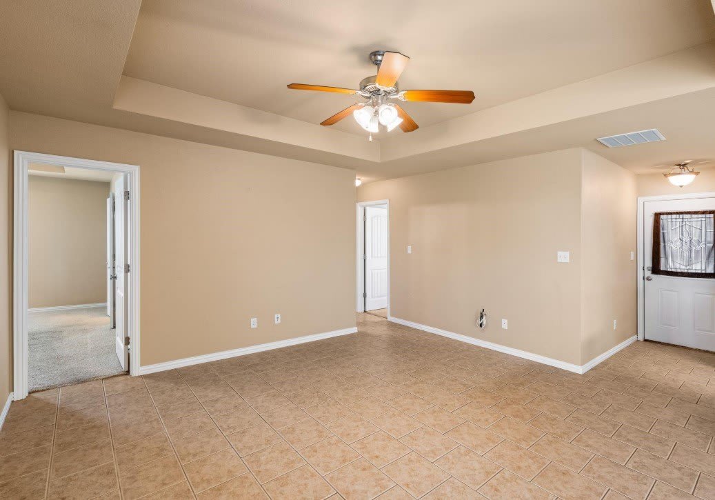 2210 Kaitlyn Circle – photo 2