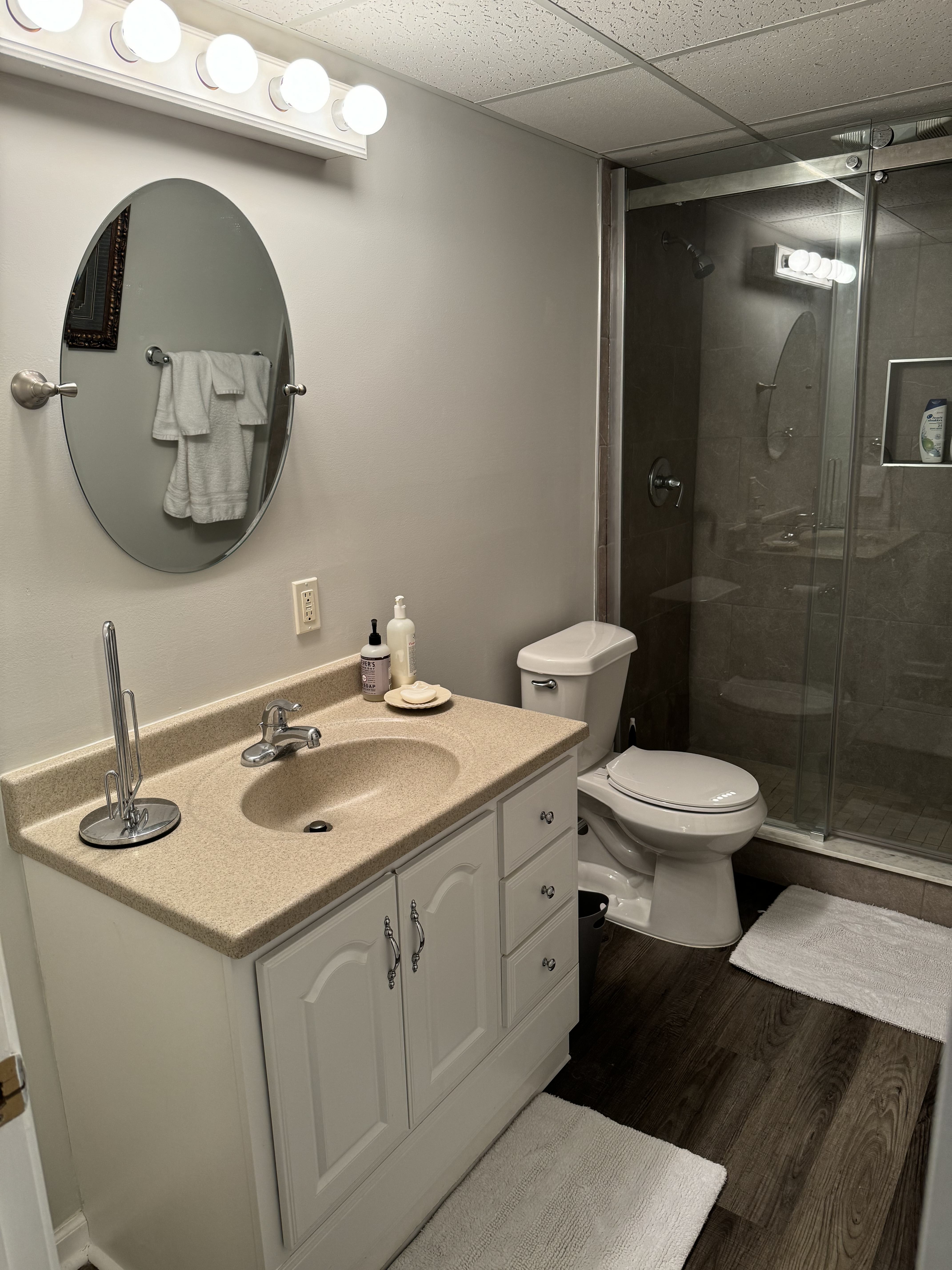 565 Aristocrat Drive Southwest – photo 3