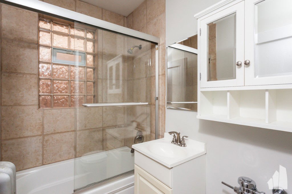 548 West Surf Street – photo 5