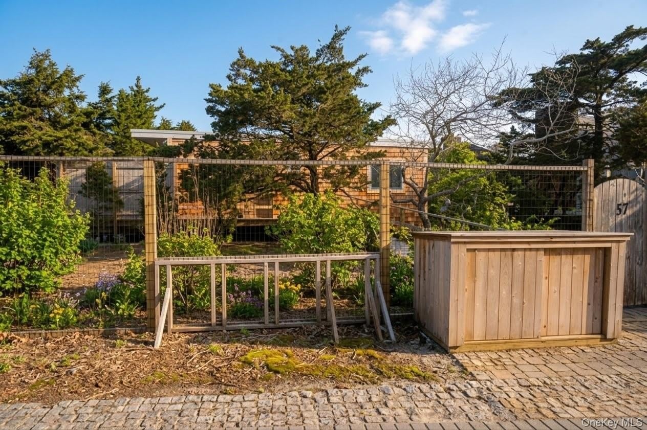 57 Juniper Avenue – photo 1