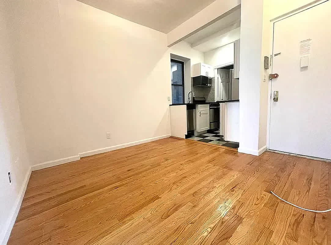 148 8th Ave Apt 12D – photo 5