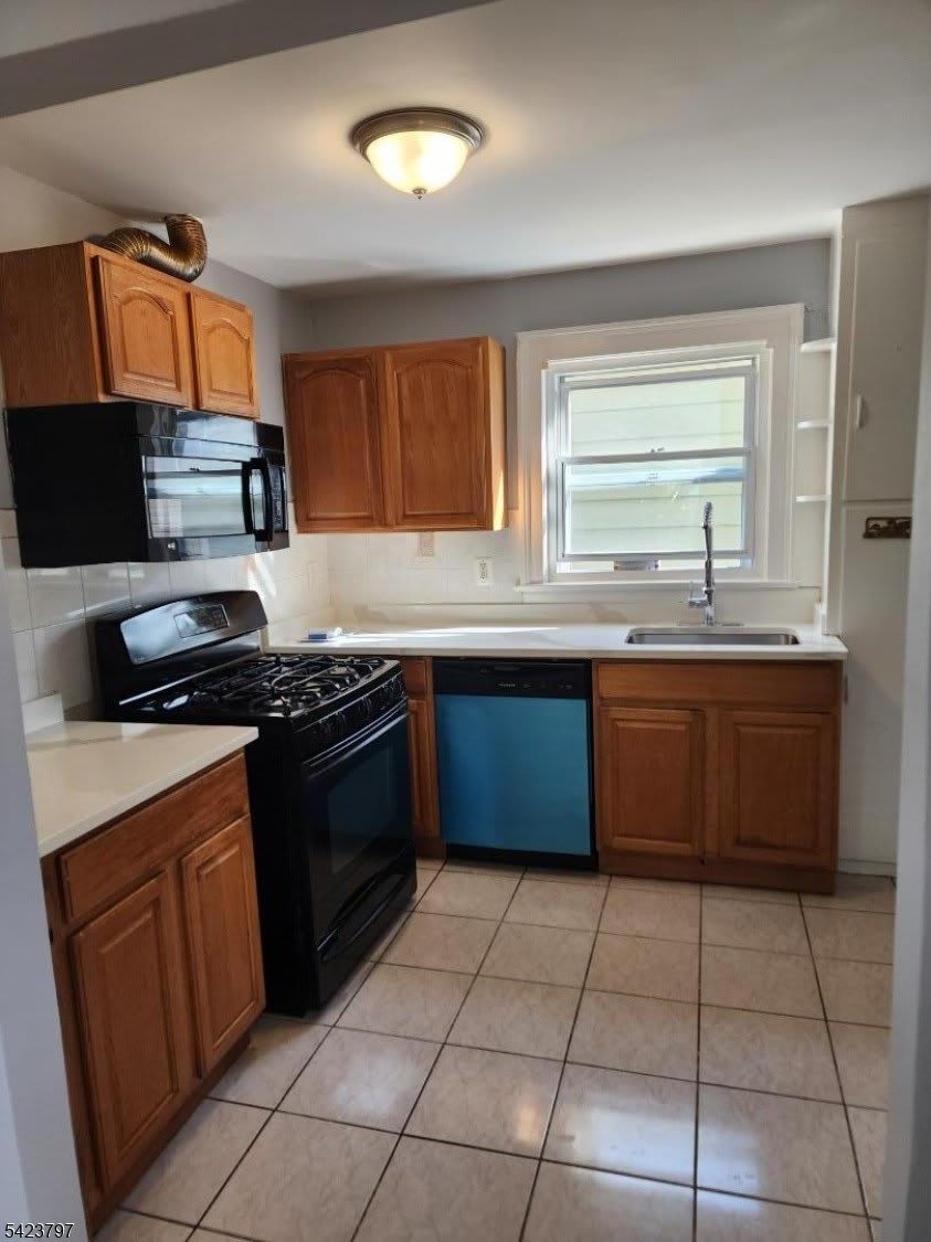 10 Westcott St – photo 3