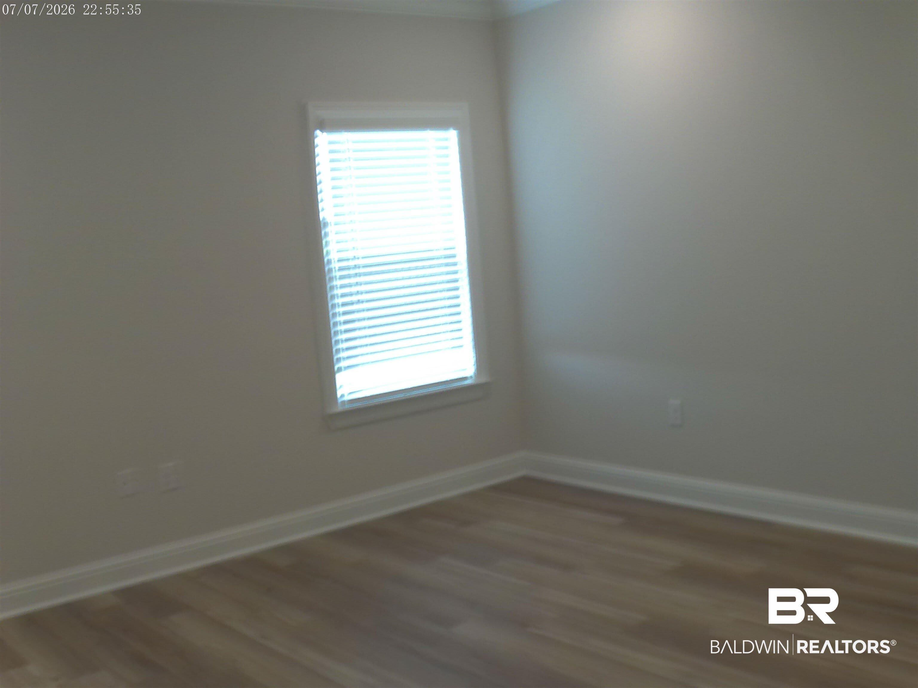 1069 Hayward Loop – photo 4