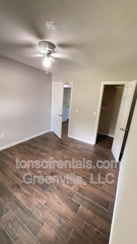 105 Chuckwood Drive – photo 5