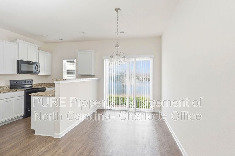 6008 Vista Woods Lane – photo 5