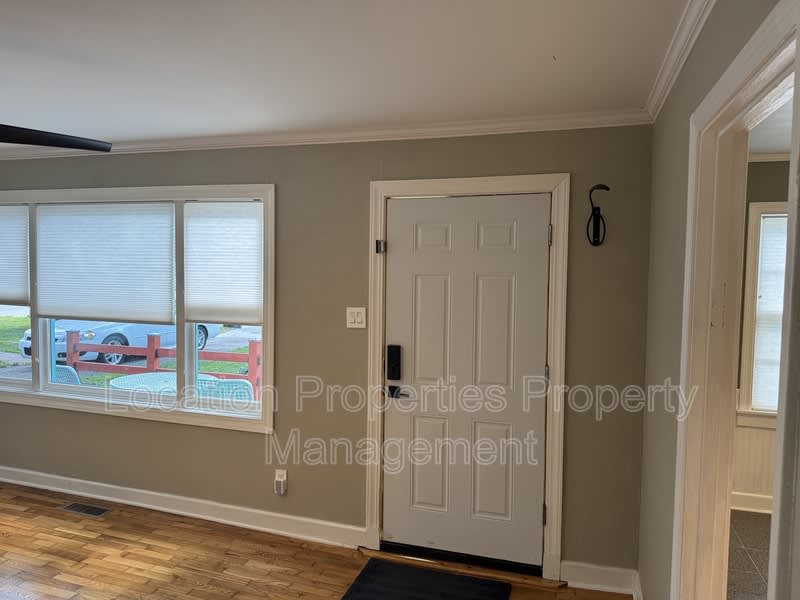1740 Vermont Street – photo 2