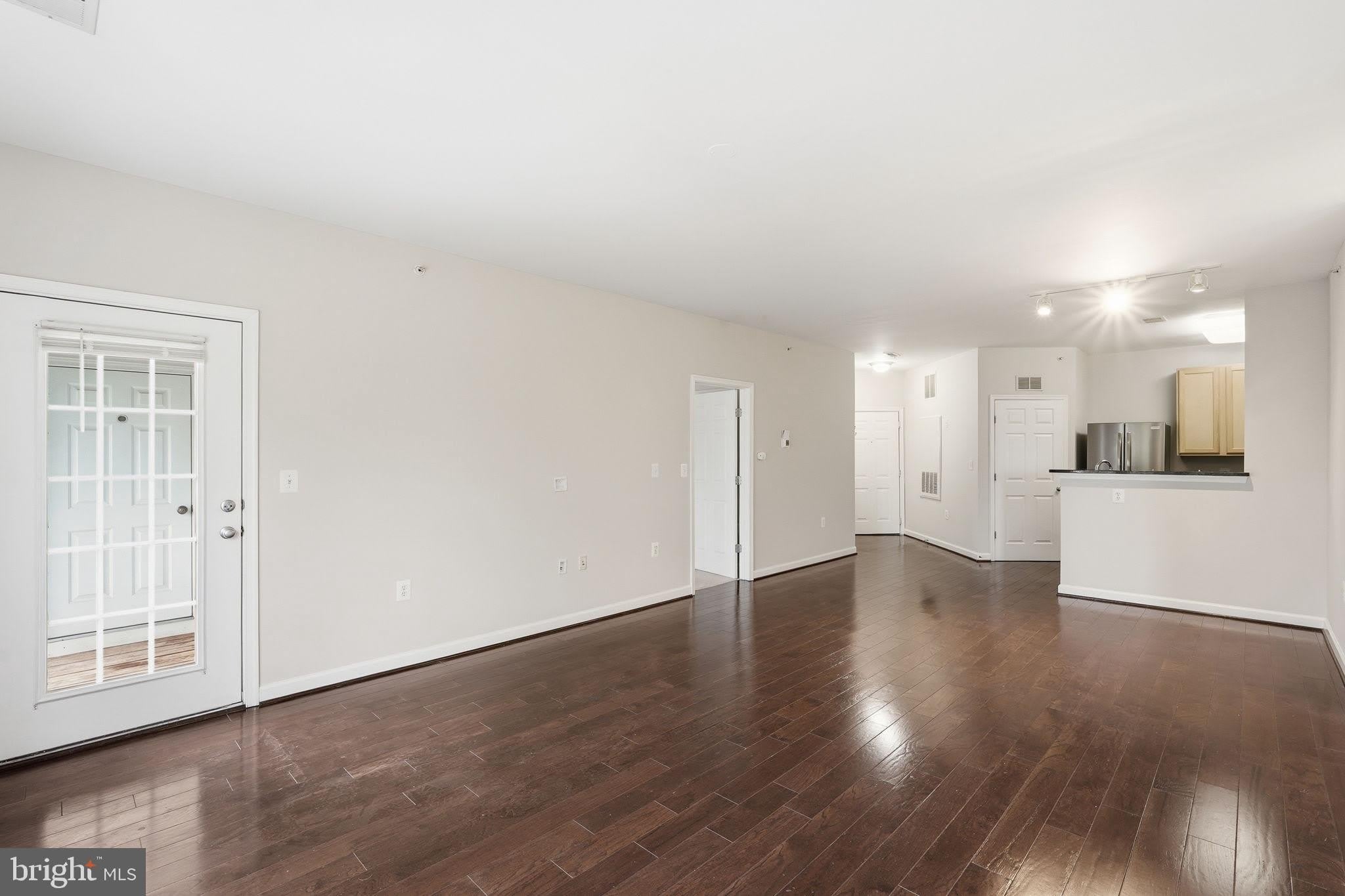 22607 BLUE ELDER Terrace – photo 4
