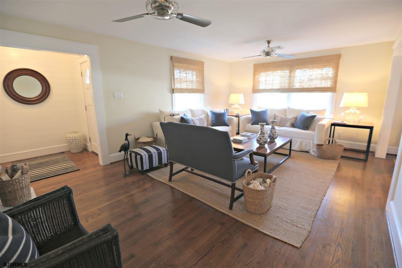 8102 Marshall Ave – photo 3