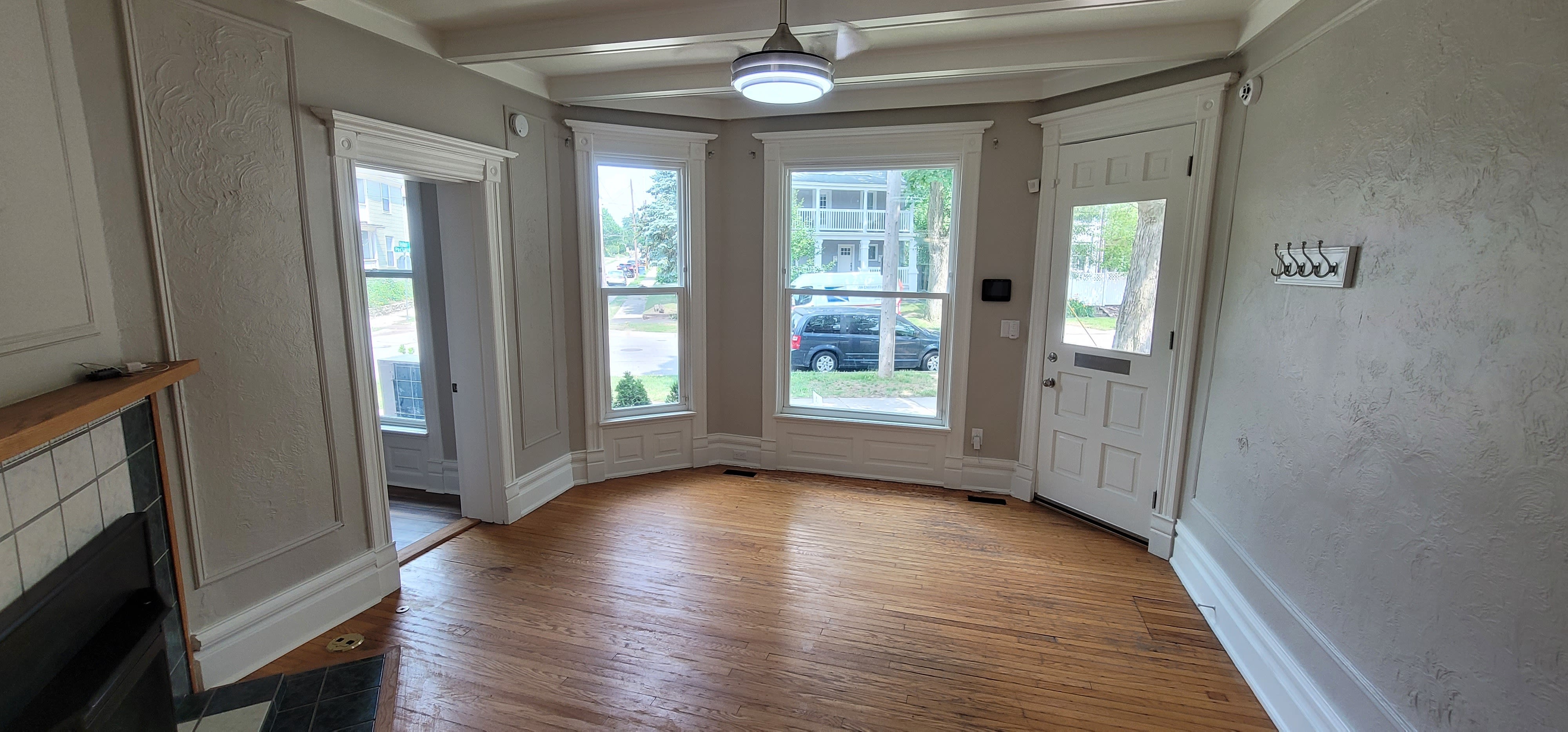 679 Lake Drive Southeast – photo 3