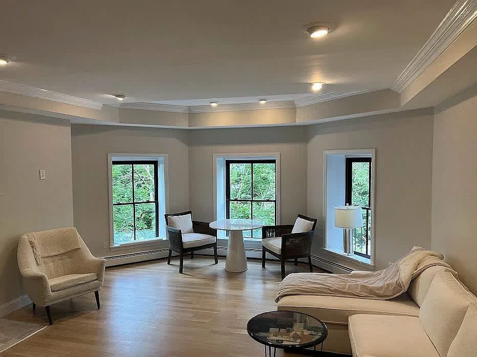 29 Brimmer St Apt 3 – photo 1