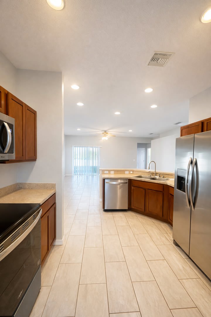 Newly Renovated 4-Bedroom Home Near Lake Shipp – Winter Haven – photo 5