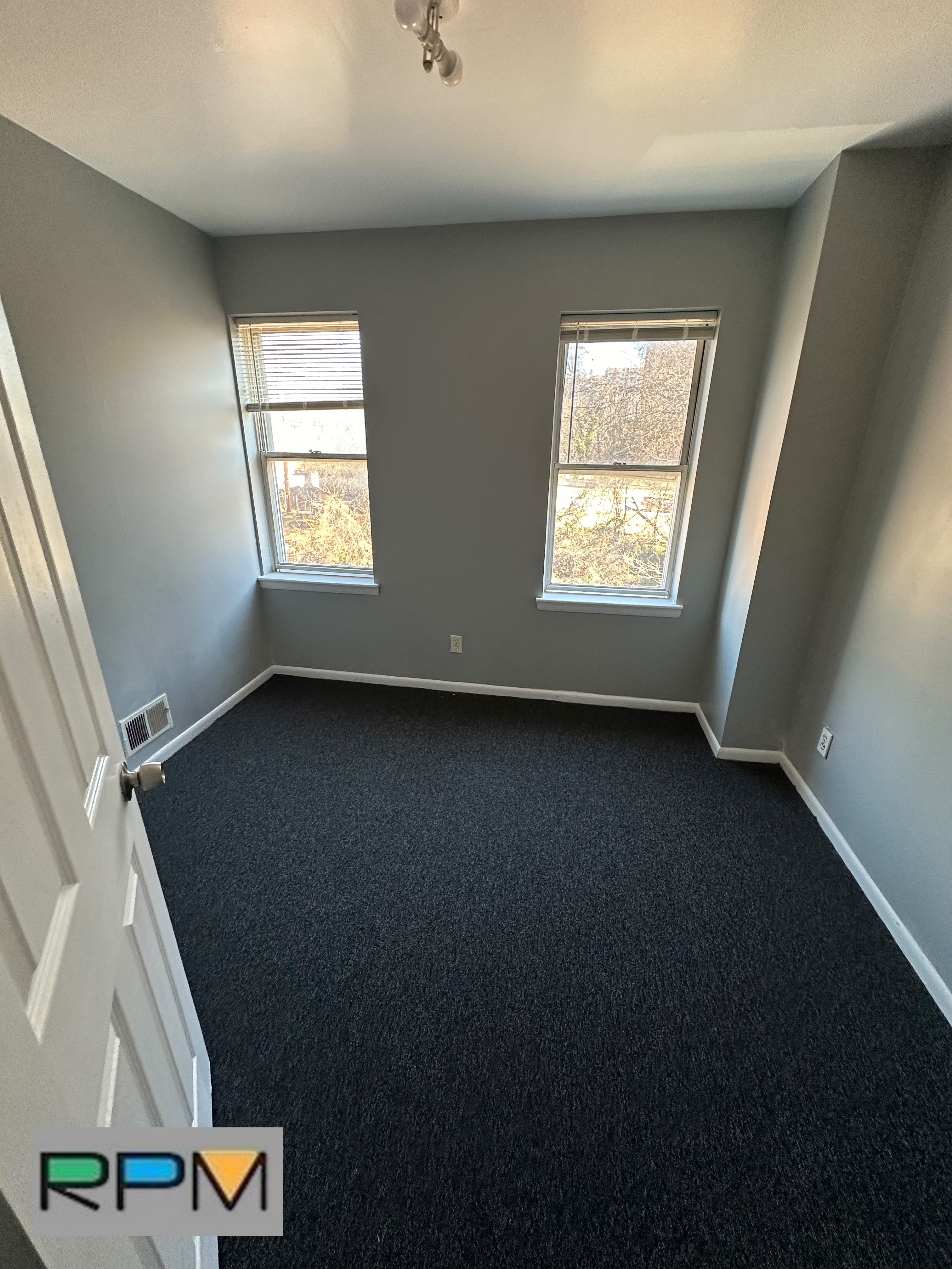 1146 Shields Pl – photo 3