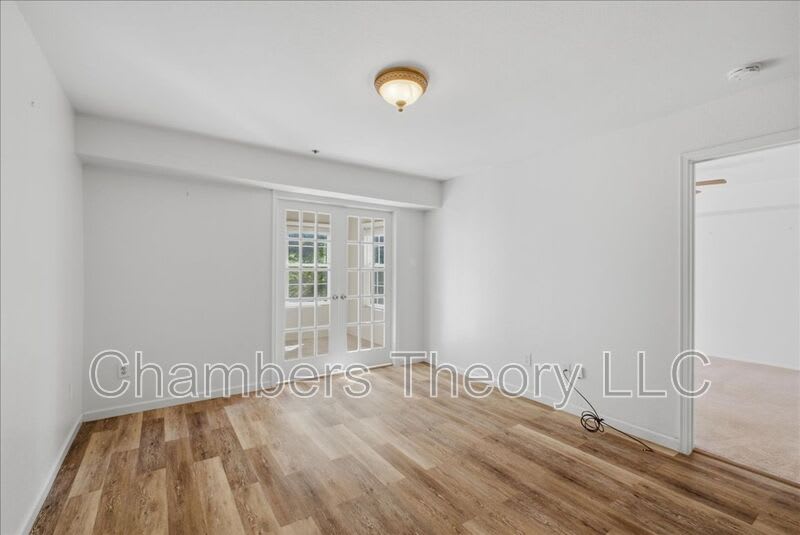 3315 Wyndham Cir – photo 3