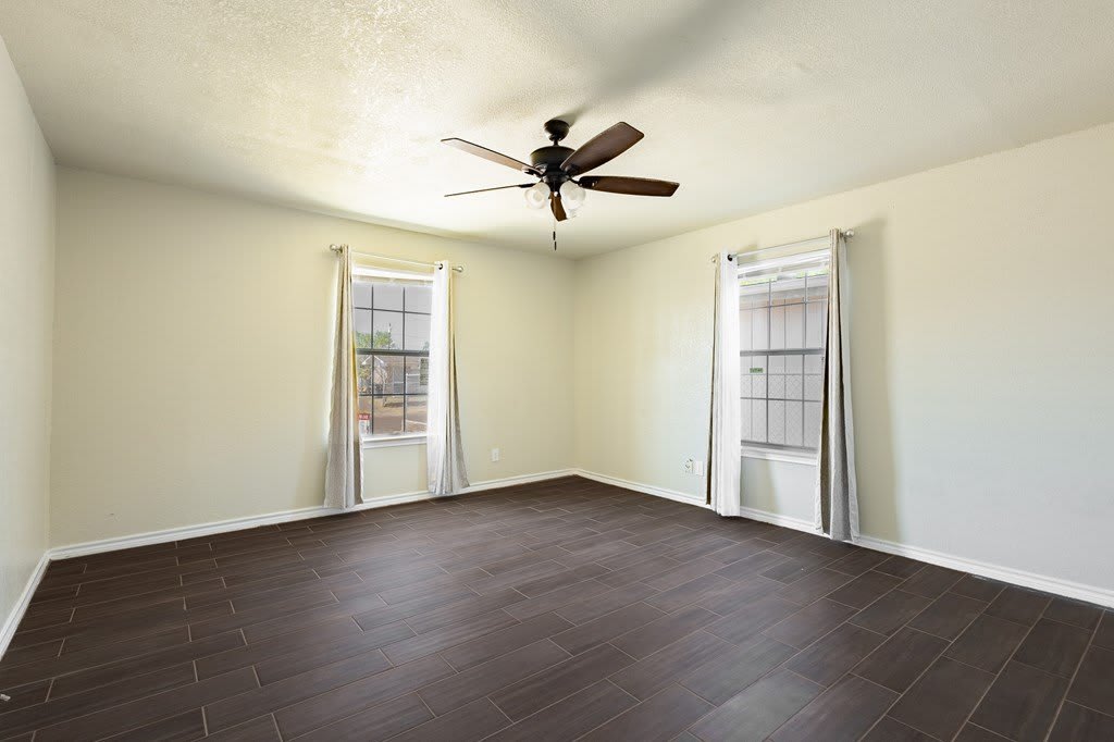 1385 Rivera Dr – photo 5