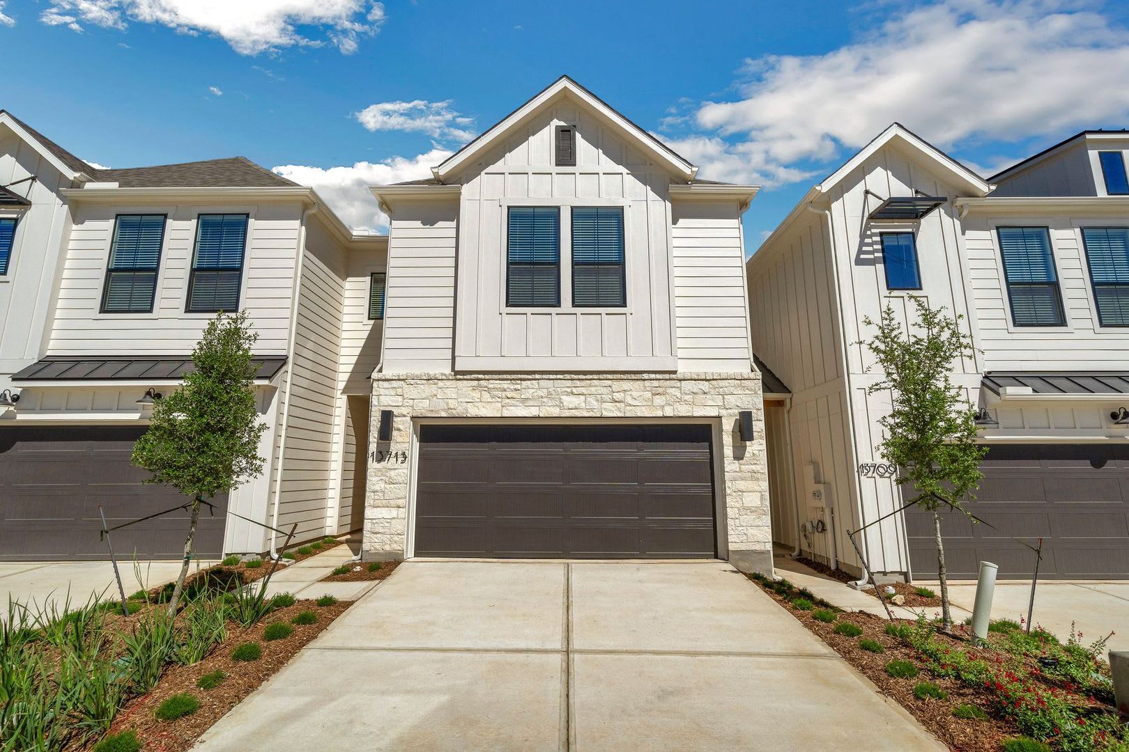 Beautiful 4 Bedroom Luxury Townhome!!! Tuscany Floorplan – photo 1