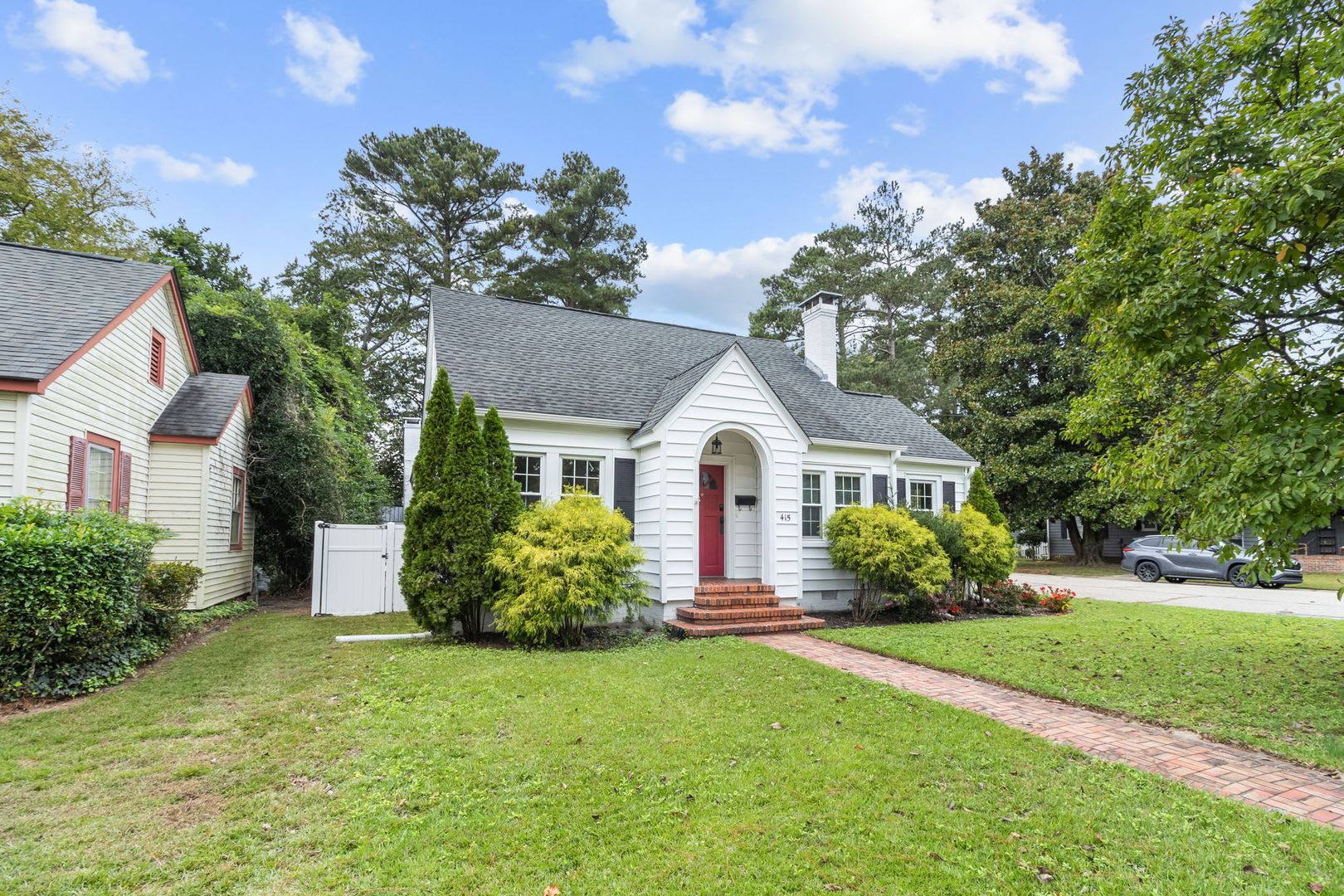 4 Bedroom 3 Bath in Haymount- Available through June 1, 2027 only! – photo 2
